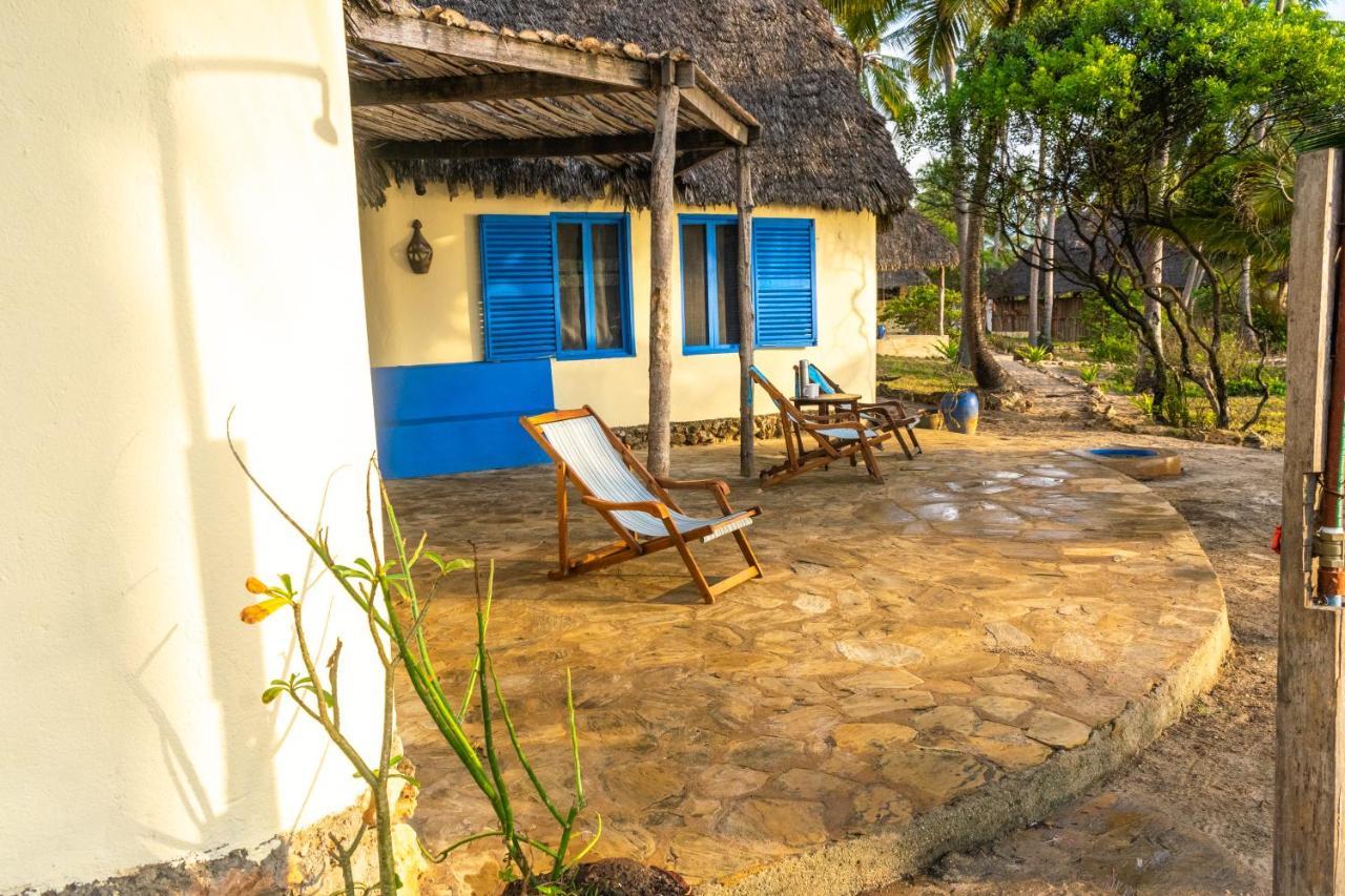 Hibiscus Beach House Pangani ภายนอก รูปภาพ
