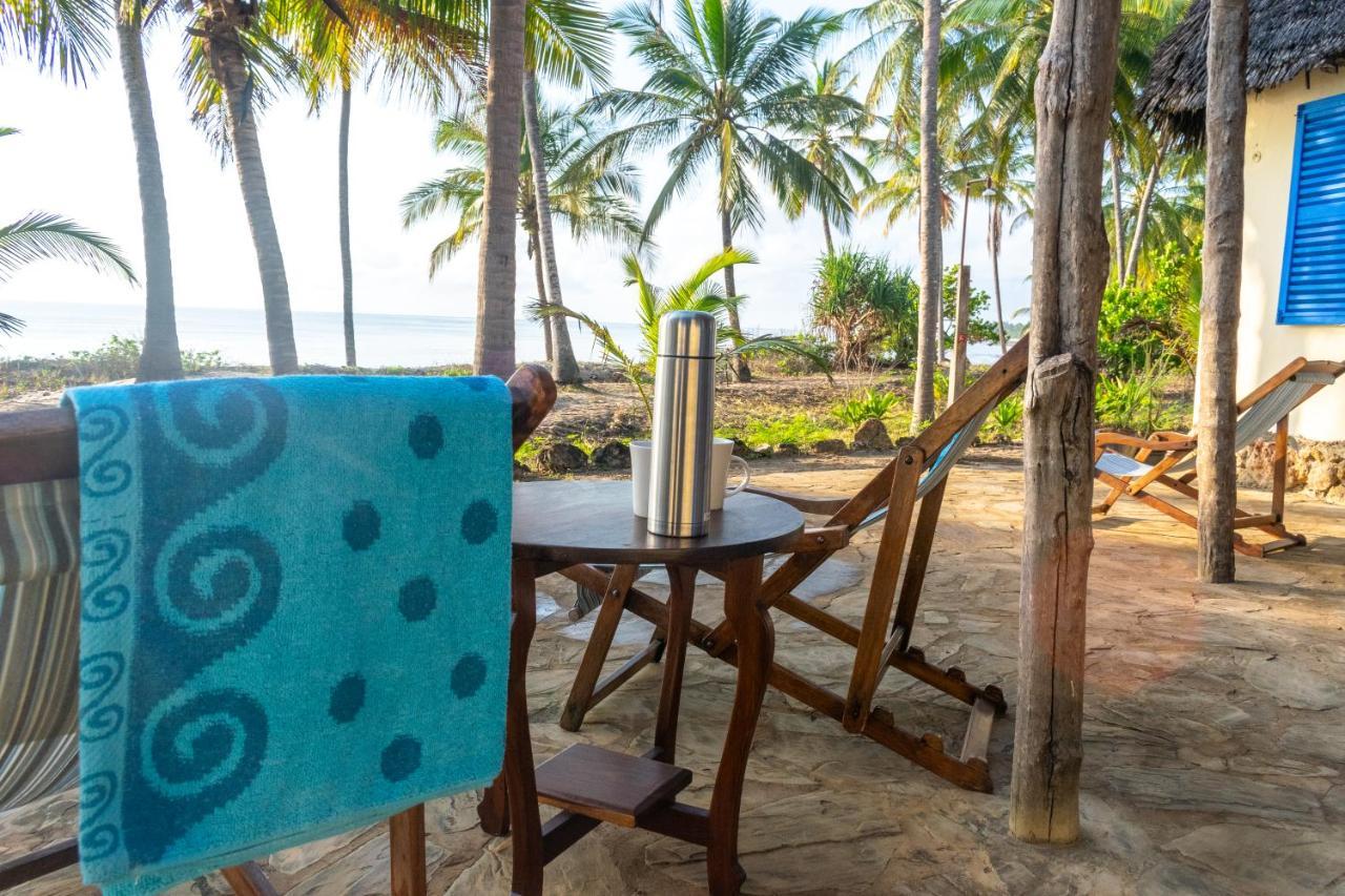 Hibiscus Beach House Pangani ภายนอก รูปภาพ